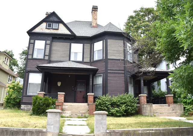 Multi family home for sale at 609 SE & 611 Wealthy St, GrandRapidsCity_Kent, MI 49503 | MLS# 65026047080