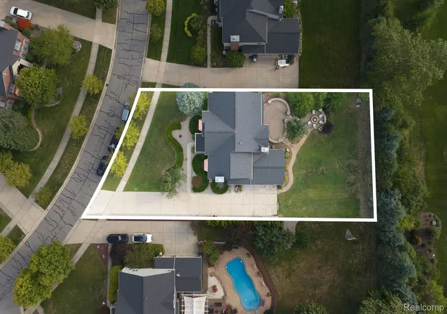 Photo 3 of Single family home for sale at 48645 Antique Rd, Canton, MI 48187 | MLS# 20261071322 | Listing updated on 2026-09-09