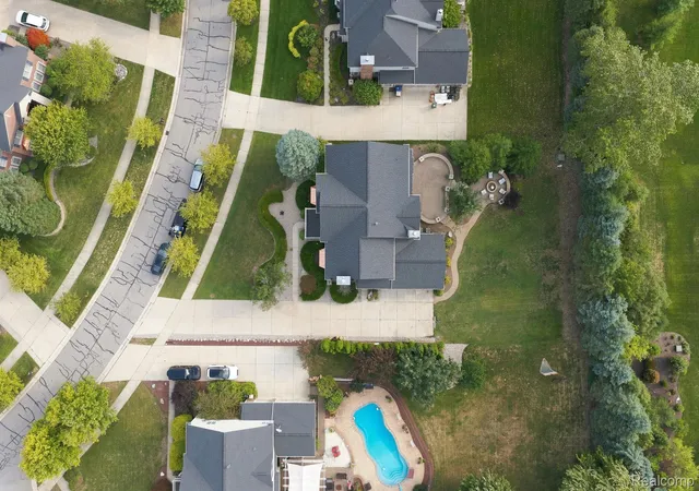 Photo 3 of Single family home for sale at 48645 Antique Rd, Canton, MI 48187 | MLS# 20261071322 | Listing updated on 2026-09-09