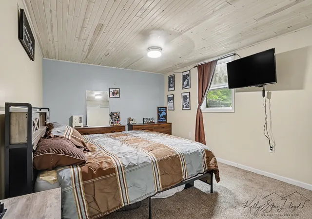 Photo 4 of Single family home for sale at 751 Riverview Dr, Plainwell, MI 49080 | MLS# 65026047086 | Listing updated on 2026-09-12