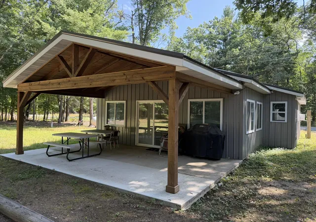 Photo 1 of Single family home for sale at 9232 W 7 Mile Rd, Elk Township Lake, MI 49644 | MLS# 67026047100 | Listing updated on 2026-09-21