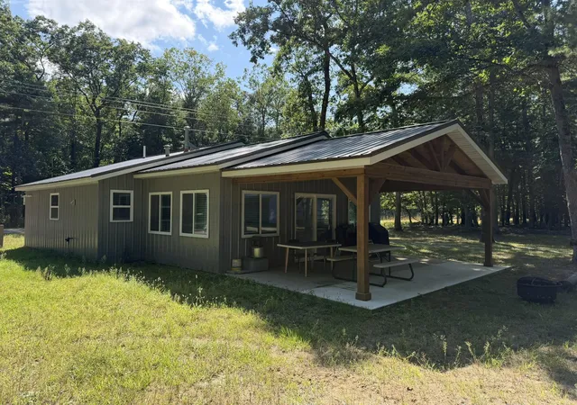 Photo 2 of Single family home for sale at 9232 W 7 Mile Rd, Elk Township Lake, MI 49644 | MLS# 67026047100 | Listing updated on 2026-09-21