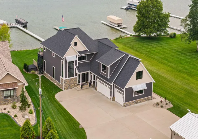 Photo 3 of Single family home for sale at 296 Steves Scenic Dr, Horton, MI 49246 | MLS# 55026047105 | Listing updated on 2026-09-17
