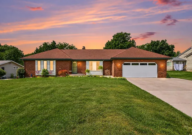 Single family home for sale at 6933 Pine Edge Dr SE, Alto, MI 49302 | MLS# 65026047108