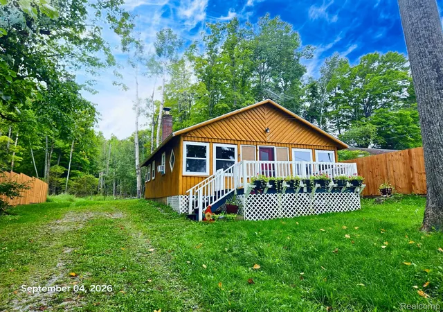 Photo 1 of Single family home for sale at 5279 Mount Maria Rd, Hubbard Lake, MI 49747 | MLS# 20261071349 | Listing updated on 2026-09-18