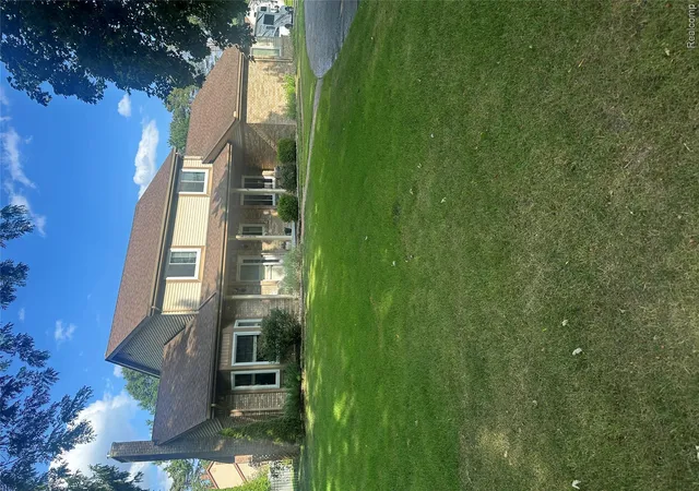 Photo 1 of Sale Pending at 6263 Pinewood Dr, Clarkston, MI 48346 | MLS# 20261071353 | Listing updated on 2026-09-08