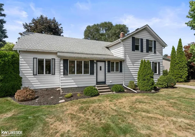 Photo 1 of Single family home for sale at 32251 Fruehauf Rd, Fraser, MI 48026 | MLS# 58050220826 | Listing updated on 2026-09-14