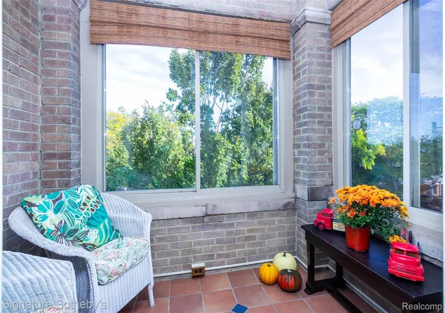 Photo 3 of Condo for sale at 327 Southfield Rd #3BN 7, Birmingham, MI 48009 | MLS# 20261071355 | Listing updated on 2026-10-20