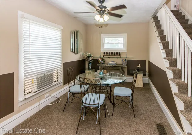 Photo 3 of Single family home for sale at 821 Dearborn St, Howell, MI 48843 | MLS# 20261071356 | Listing updated on 2026-09-17