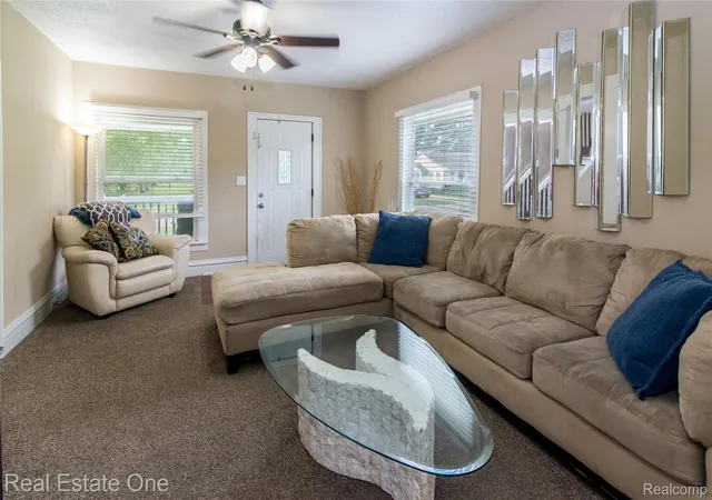 Photo 4 of Single family home for sale at 821 Dearborn St, Howell, MI 48843 | MLS# 20261071356 | Listing updated on 2026-09-17