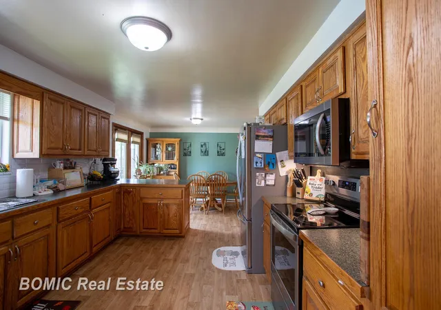 Photo 2 of Single family home for sale at 7805 Beech St, Birch Run, MI 48415 | MLS# 61050220829 | Listing updated on 2026-09-04