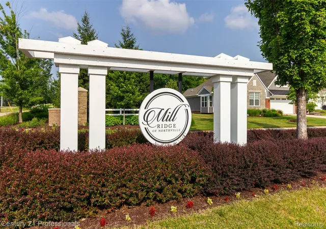 Photo 3 of Condo for sale at 17242 Garden Ridge Ln, Northville Township Wayne, MI 48168 | MLS# 20261071382 | Listing updated on 2026-10-17