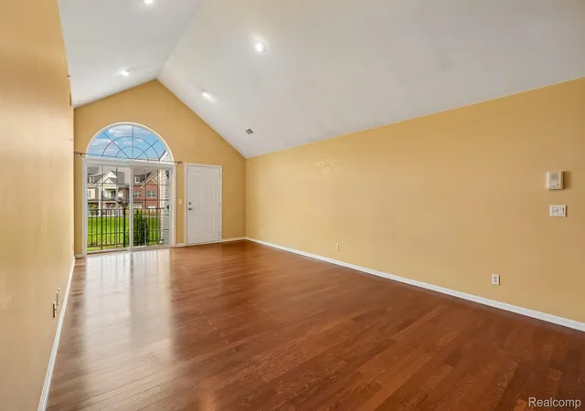 Photo 4 of Condo for sale at 7821 Ambassador Dr, Shelby Township, MI 48316 | MLS# 20261071383 | Listing updated on 2026-09-13