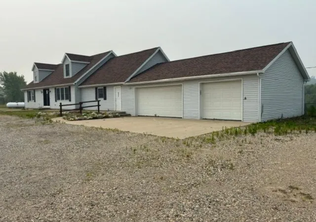 Photo 1 of Sale Pending at 435 26th Street, Allegan, MI 49010 | MLS# 66026047137 | Listing updated on 2026-09-14