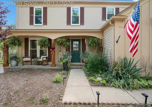 Photo 3 of Single family home for sale at 6018 Kingsfield Dr, West Bloomfield, MI 48322 | MLS# 20261071399 | Listing updated on 2026-09-13