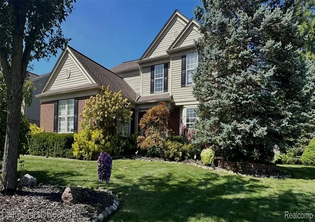 Photo 1 of Single family home for sale at 48760 5th Avenue S, Canton, MI 48188 | MLS# 20261071403 | Listing updated on 2026-10-10