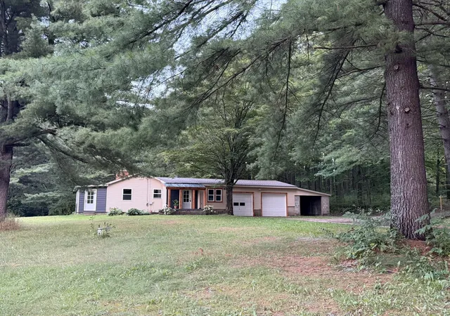 Photo 3 of Single family home for sale at 8299 W Walker Rd, Manton, MI 49663 | MLS# 78080073236 | Listing updated on 2026-09-21