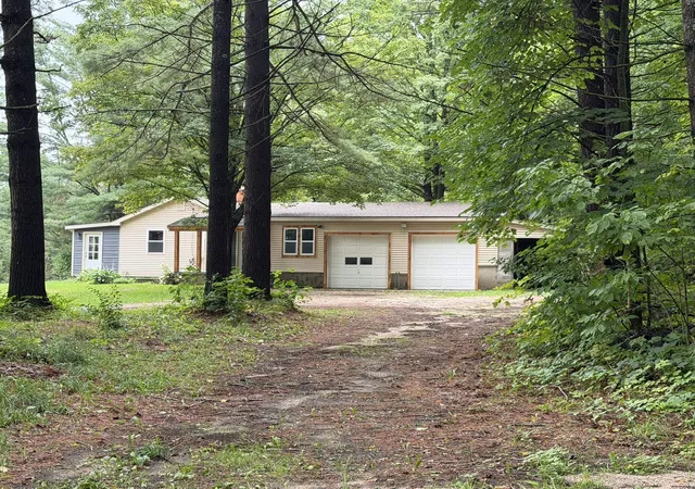 Photo 75 of Single family home for sale at 8299 W Walker Rd, Manton, MI 49663 | MLS# 78080073236 | Listing updated on 2026-09-21