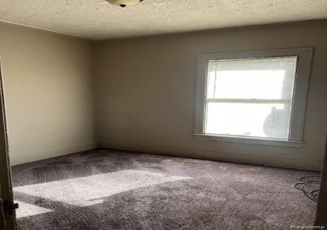 Photo 3 of Multi family home for sale at 1626 Gladstone St, Detroit, MI 48206 | MLS# 20261071411 | Listing updated on 2026-09-11