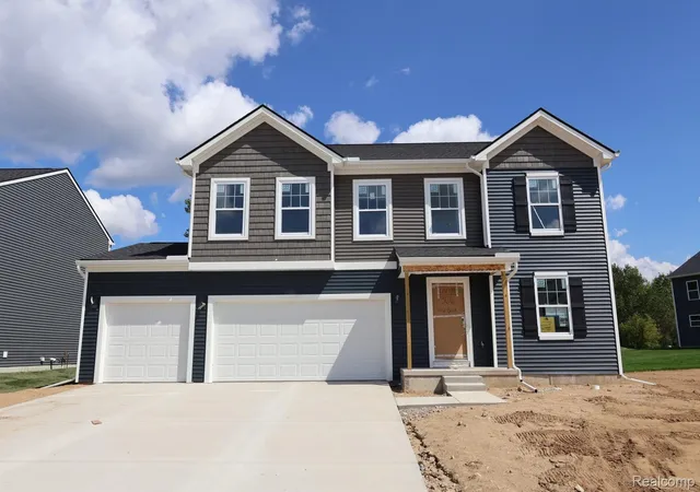 Single family home for sale at 366 Edge Brk Dr, Holly, MI 48442 | MLS# 20261071415