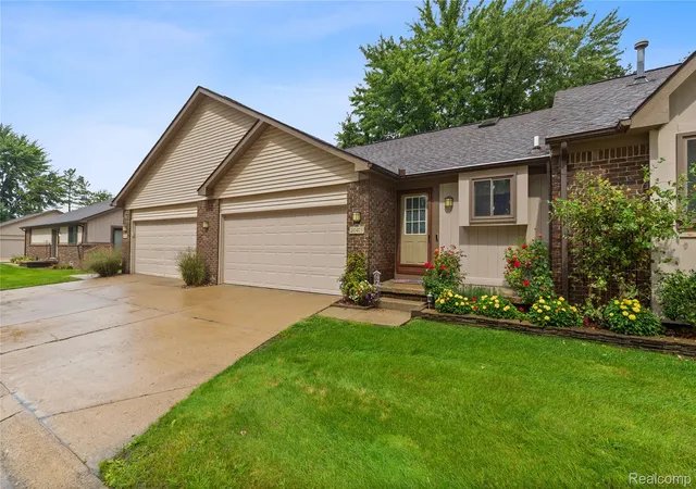 Photo 3 of Condo for sale at 20473 Longwood Dr, Clinton Township, MI 48038 | MLS# 20261071418 | Listing updated on 2026-09-18