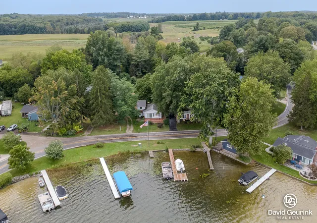 Photo 4 of Single family home for sale at 5996 122nd Avenue, Fennville, MI 49408 | MLS# 65026047148 | Listing updated on 2026-09-10