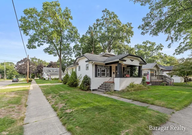 Photo 1 of Sale Pending at 2292 Miner Ave, Muskegon, MI 49441 | MLS# 65026047147 | Listing updated on 2026-09-17