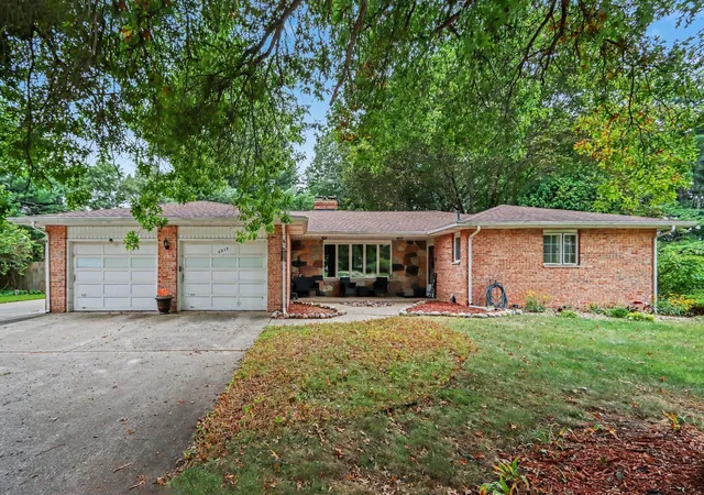 Photo 1 of Sale Pending at 6915 Springbrook Ln, Kalamazoo, MI 49004 | MLS# 66026047149 | Listing updated on 2026-09-09