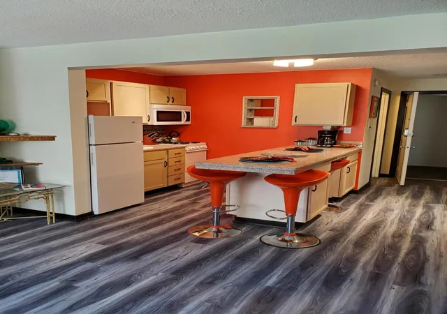 Photo 3 of Condo for sale at 225 N Shore Dr #006, South Haven, MI 49090 | MLS# 66026047159 | Listing updated on 2026-09-06