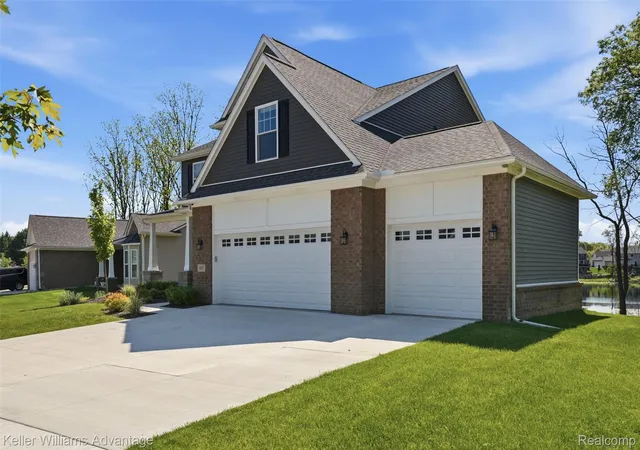 Photo 2 of Single family home for sale at 855 Preserve Ln, White Lake, MI 48386 | MLS# 20261071437 | Listing updated on 2026-09-12