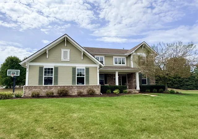Single family home for sale at 26393 Creekside Dr, New Hudson, MI 48165 | MLS# 65026047168