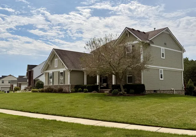 Photo 3 of Single family home for sale at 26393 Creekside Dr, New Hudson, MI 48165 | MLS# 65026047168 | Listing updated on 2026-09-17
