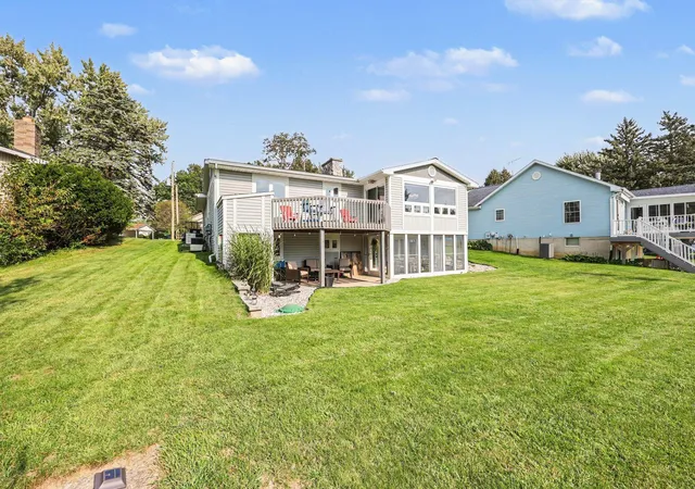 Photo 3 of Single family home for sale at 124 Claremont Cir, Brooklyn, MI 49230 | MLS# 55026047178 | Listing updated on 2026-09-11