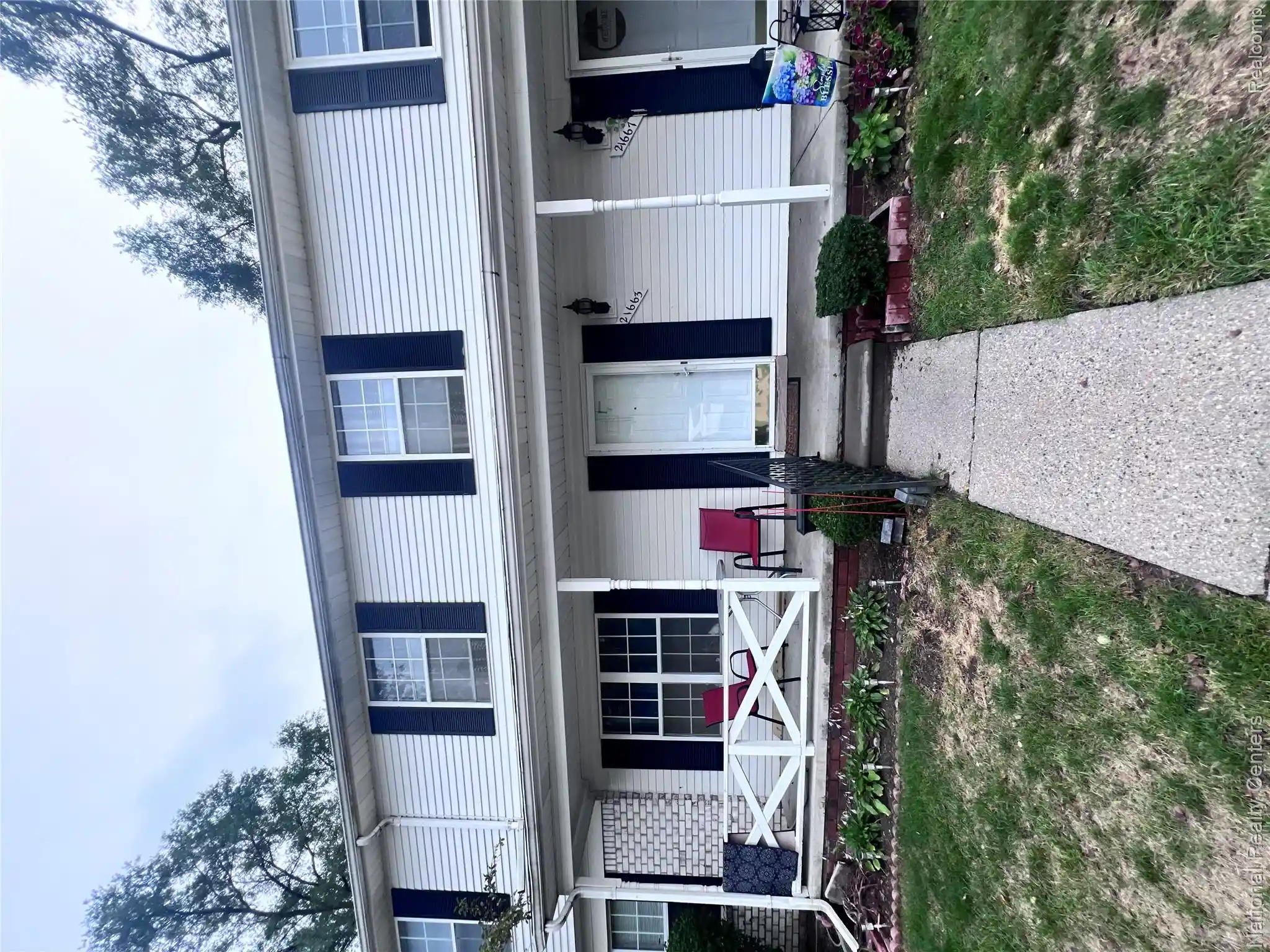 Listing Photo 1 - Condo for sale in 21663 Hidden Rivers Dr N located at 21663 Hidden Rivers Dr N, Southfield, MI 48075 - Unit 21663 Hidden Rivers Dr N