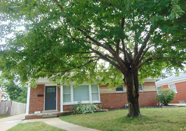 Photo 1 of Single family home for sale at 1616 Genesee Dr, Royal Oak, MI 48073 | MLS# 81026047193 | Listing updated on 2026-09-14