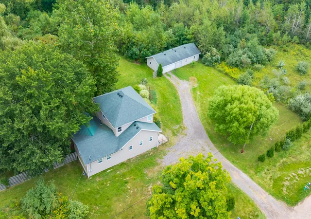 Photo 2 of Single family home for sale at 20601 M 140 Hwy, South Haven, MI 49090 | MLS# 69026047192 | Listing updated on 2026-09-04