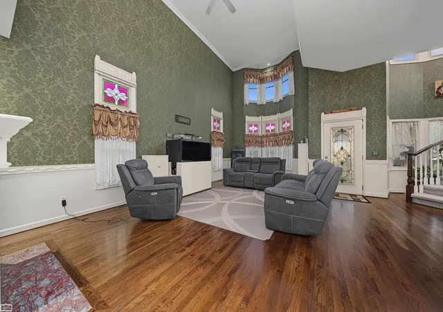 Single family home for sale at 212 Victoria Ct, Saint Clair, MI 48079 | MLS# 58050220863 | Listing updated on 2026-10-05