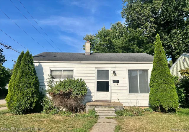 Photo 1 of Sale Pending at 27803 Dartmouth St, Madison Heights, MI 48071 | MLS# 20261071468 | Listing updated on 2026-10-22