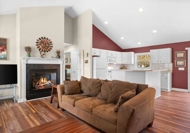 Photo 2 of Single family home for sale at 391 Farmstead Ln, Traverse City, MI 49685 | MLS# 78080073240 | Listing updated on 2026-09-07
