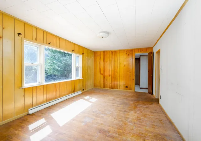 Photo 3 of Single family home for sale at 554 Cherry Grv Ln, Frankfort, MI 49635 | MLS# 78080073243 | Listing updated on 2026-10-03