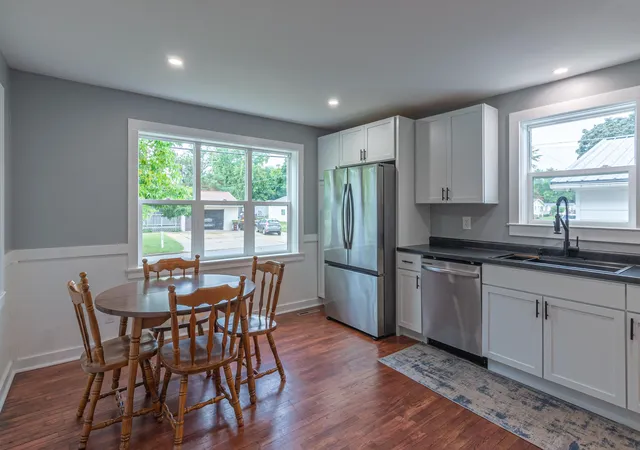 Photo 3 of Single family home for sale at 701 N Harris St, Mount Pleasant, MI 48858 | MLS# 79080073244 | Listing updated on 2026-09-14