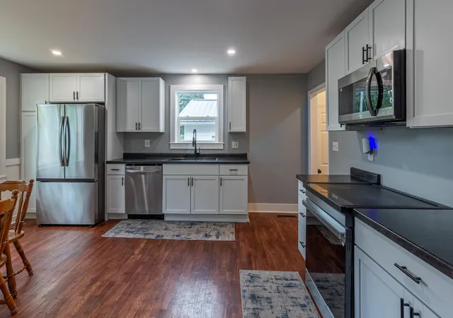 Photo 3 of Single family home for sale at 701 N Harris St, Mount Pleasant, MI 48858 | MLS# 79080073244 | Listing updated on 2026-09-14