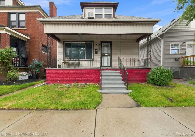 Photo 2 of Single family home for sale at 12062 Saint Aubin St, Hamtramck, MI 48212 | MLS# 20261071472 | Listing updated on 2026-09-12
