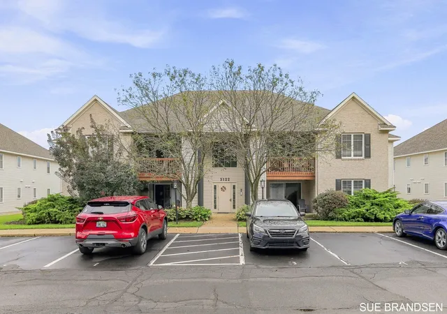 Photo 2 of Condo for sale at 3122 W Crystal Waters Dr #8, Holland, MI 49424 | MLS# 71026047204 | Listing updated on 2026-09-09