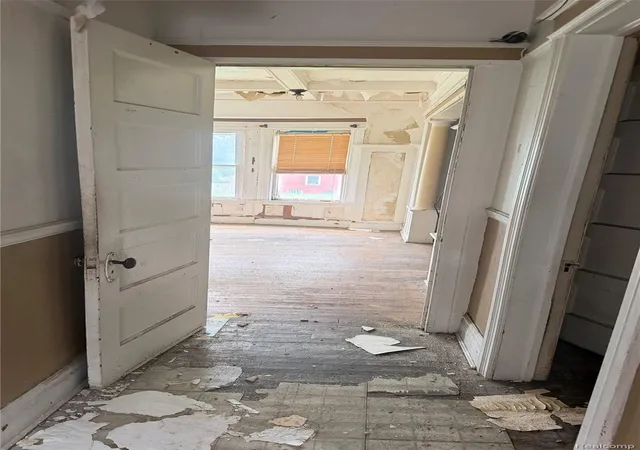 Photo 11 of Multi family home for sale at 2634 Montclair St, Detroit, MI 48214 | MLS# 20261071479 | Listing updated on 2026-09-28