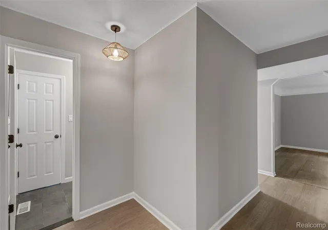 Photo 2 of Single family home for sale at 26261 La Muera St, Farmington Hills, MI 48334 | MLS# 20261071484 | Listing updated on 2026-09-05