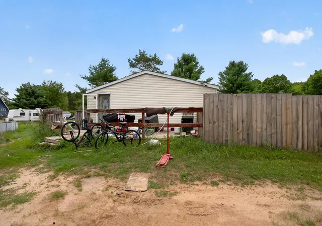 Photo 3 of Single family home for sale at 8668 Holly St, Lake, MI 48632 | MLS# 72026047208 | Listing updated on 2026-09-04