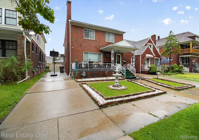Photo 2 of Single family home for sale at 5001 Reuter St, Dearborn, MI 48126 | MLS# 20261071490 | Listing updated on 2026-09-05