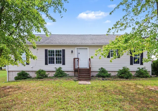 Photo 3 of Single family home for sale at 14743 Jefferson Rd, Morley, MI 49336 | MLS# 55026047214 | Listing updated on 2026-09-18