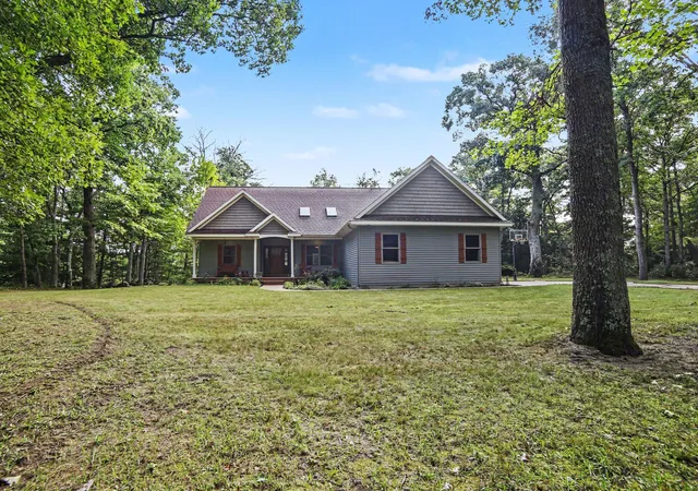 Photo 1 of Single family home for sale at 11404 Lorenson Rd #+ 10 acres, Montague, MI 49437 | MLS# 71026047215 | Listing updated on 2026-09-09